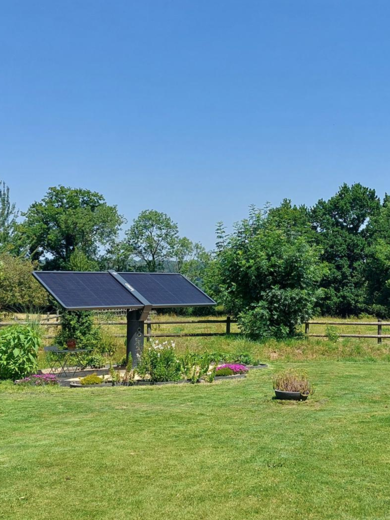 panneau solaire rotatif