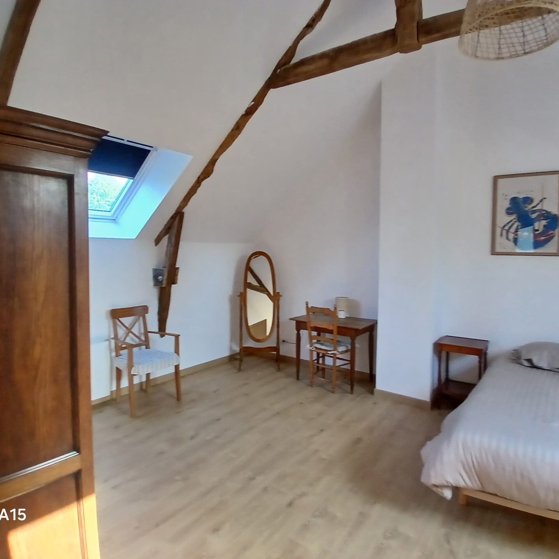 Grande chambre à l'étage